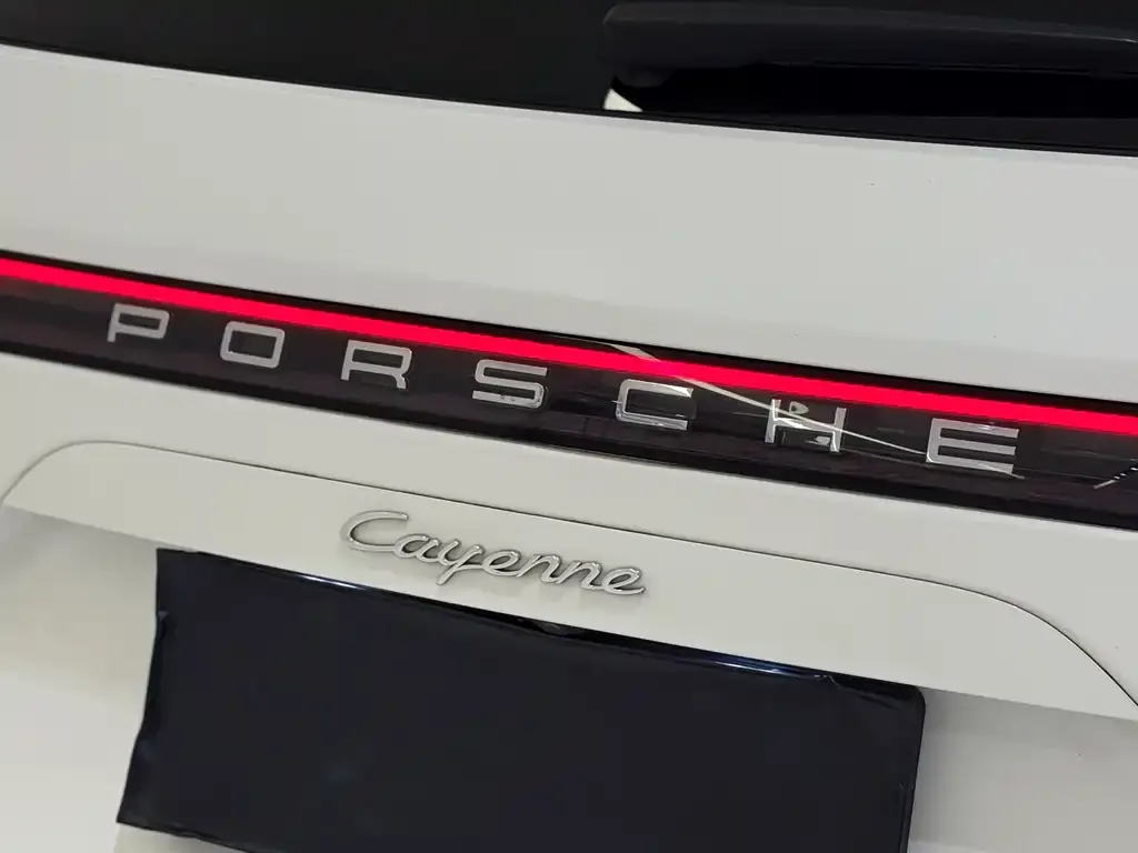 Porsche Cayenne — фото 3