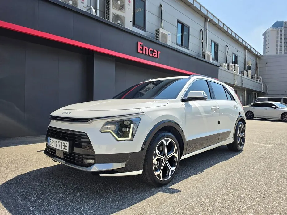 Kia Niro — фото 1