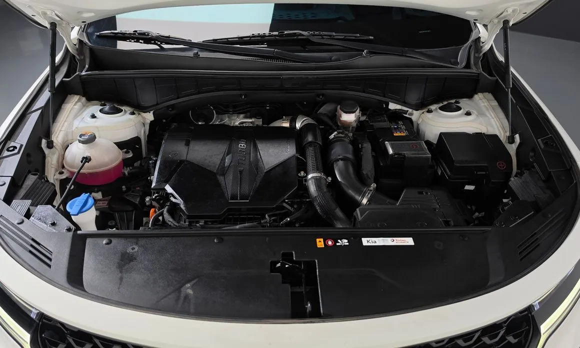 Kia Sorento — фото 6