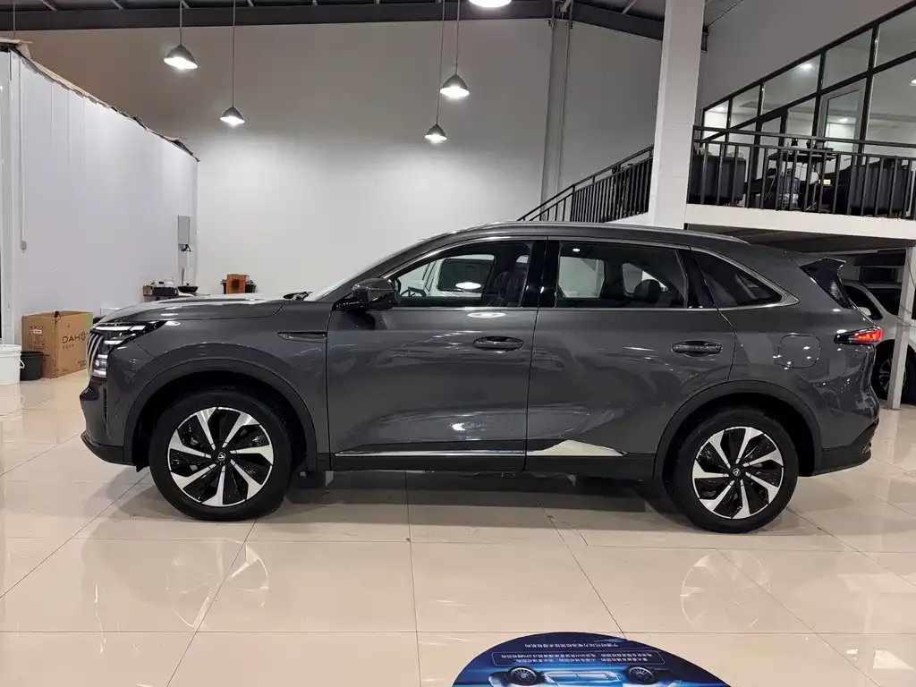 Changan CS75 PLUS — фото 4
