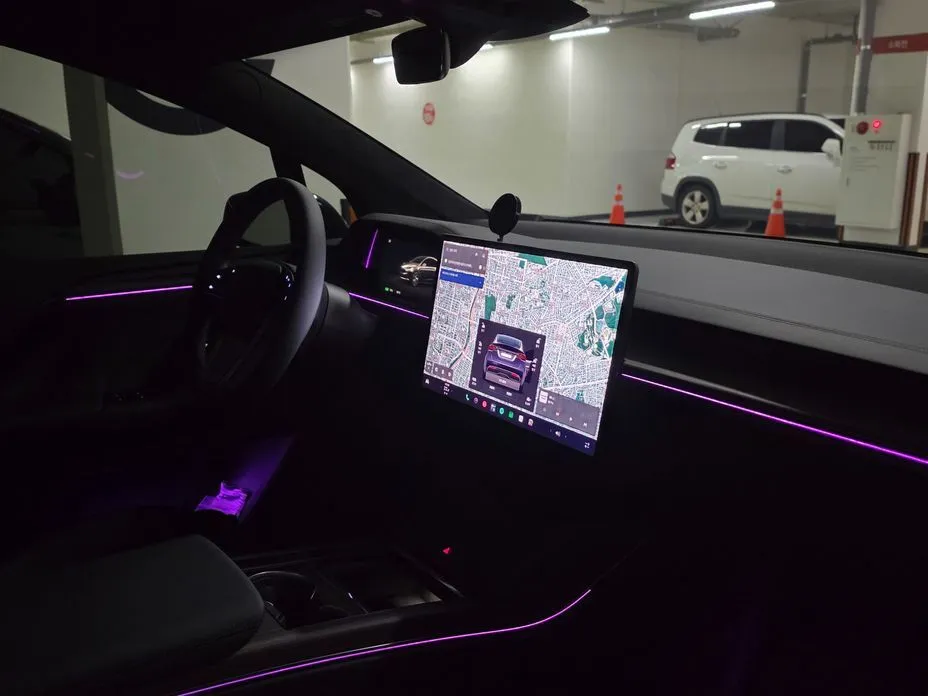 Tesla Model X — фото 3