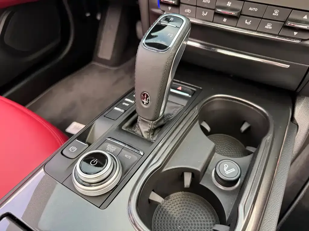 Maserati Ghibli — фото 4