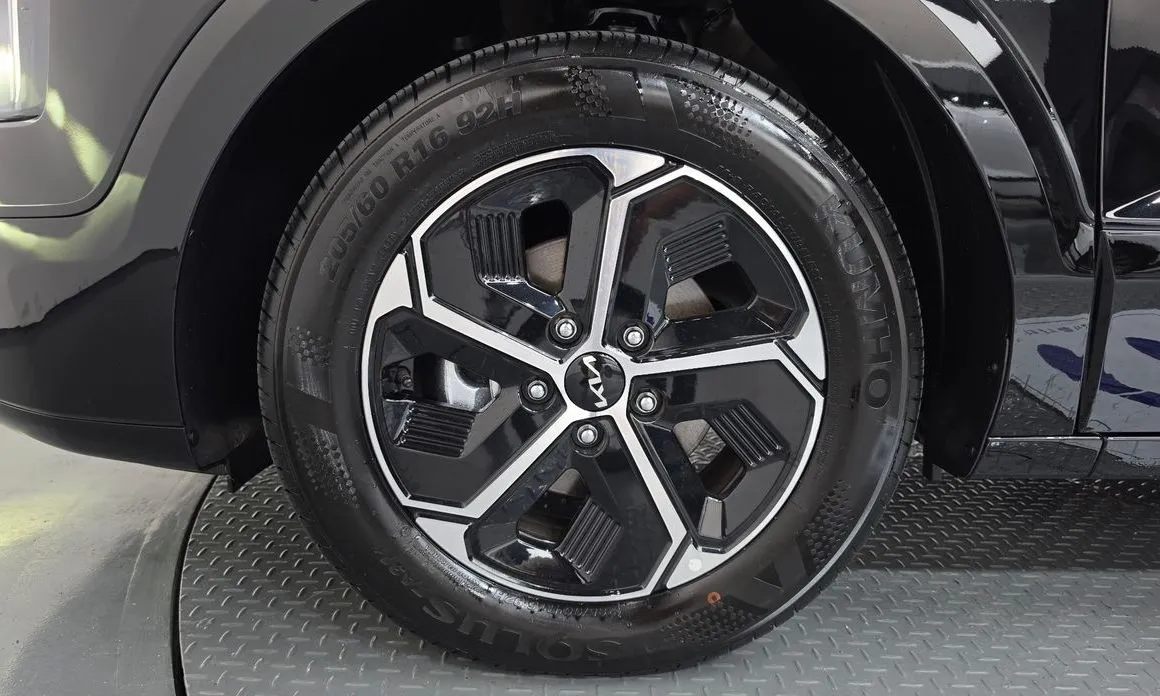 Kia Niro — фото 10