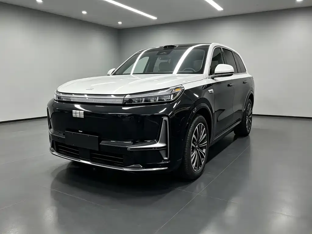 Geely Galaxy M9 — фото 1