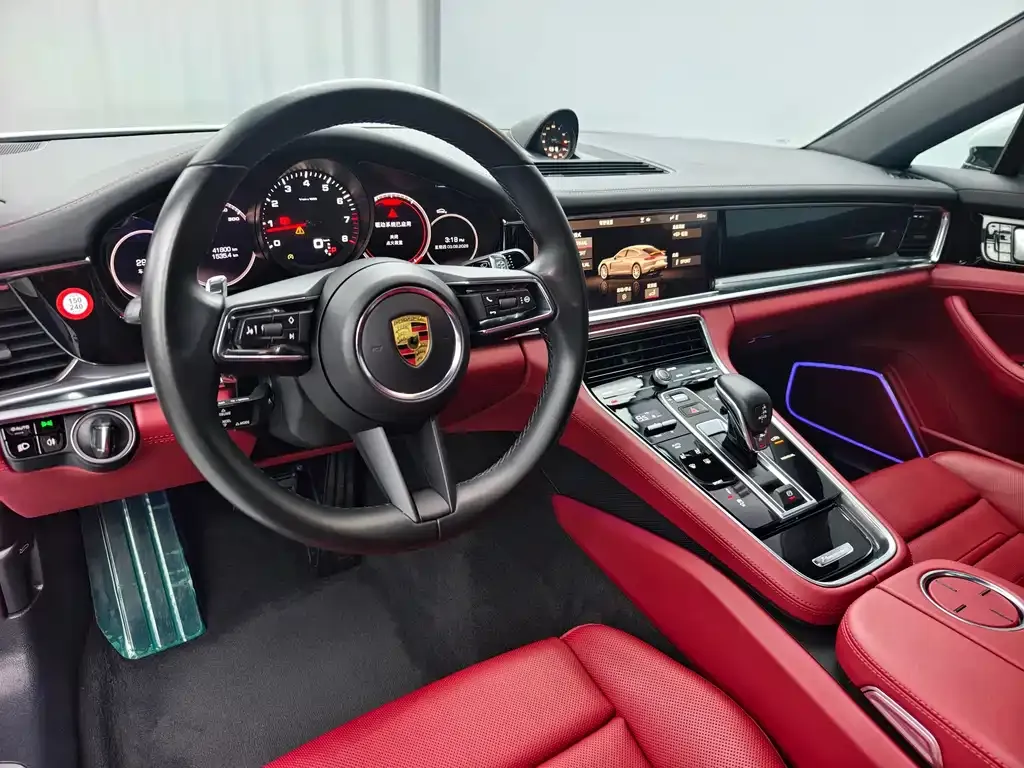 Porsche Panamera — фото 10