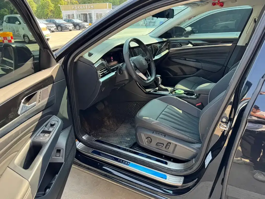 Volkswagen Passat — фото 3