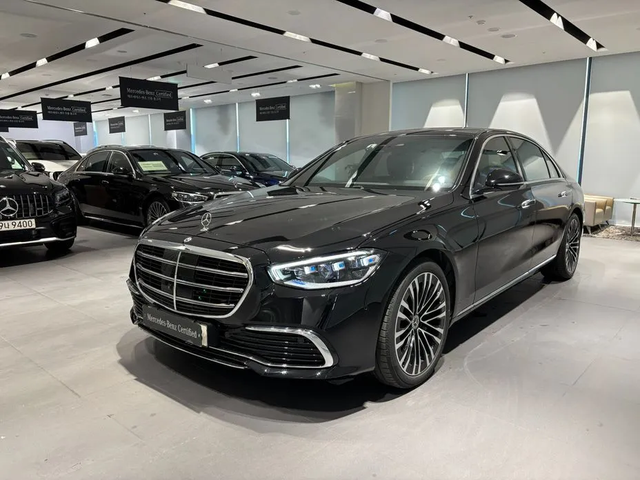 Mercedes-Benz S-Class — фото 1