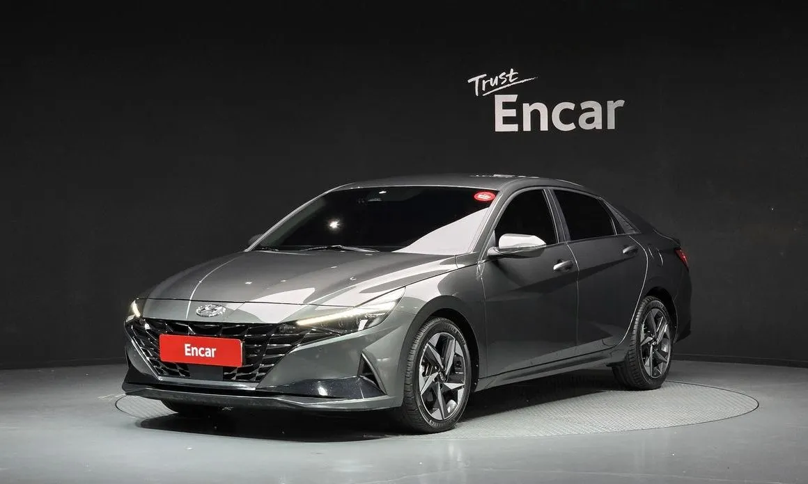 Hyundai AVANTE — фото 1