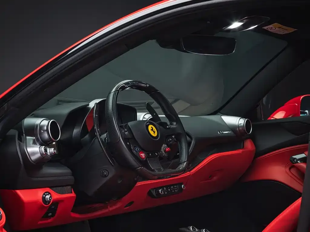 Ferrari F8 — фото 9