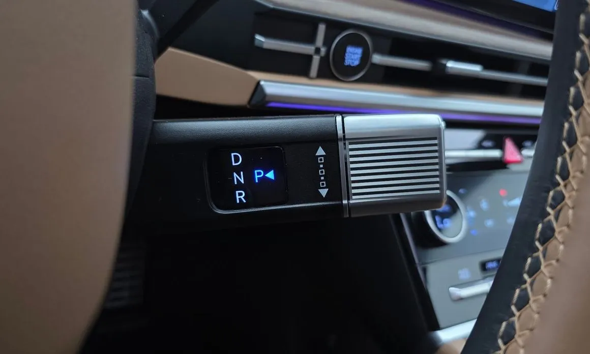 Hyundai Santafe — фото 2