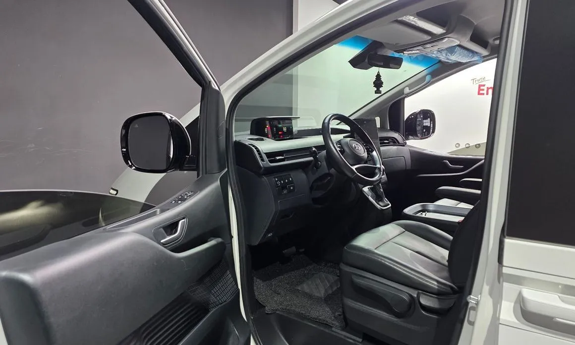Hyundai Staria — фото 2