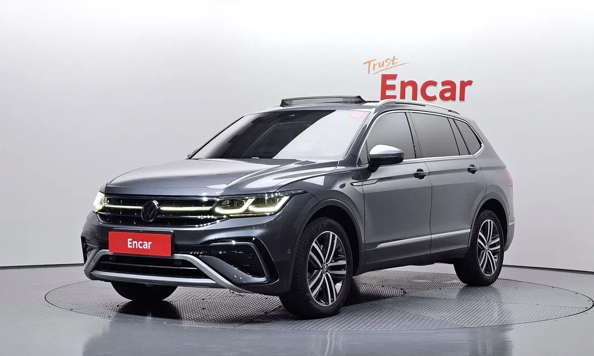Volkswagen Tiguan — фото 1