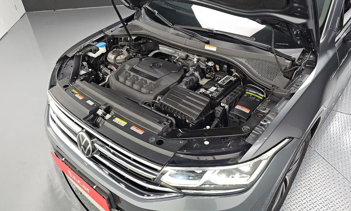 Volkswagen Tiguan — фото 9