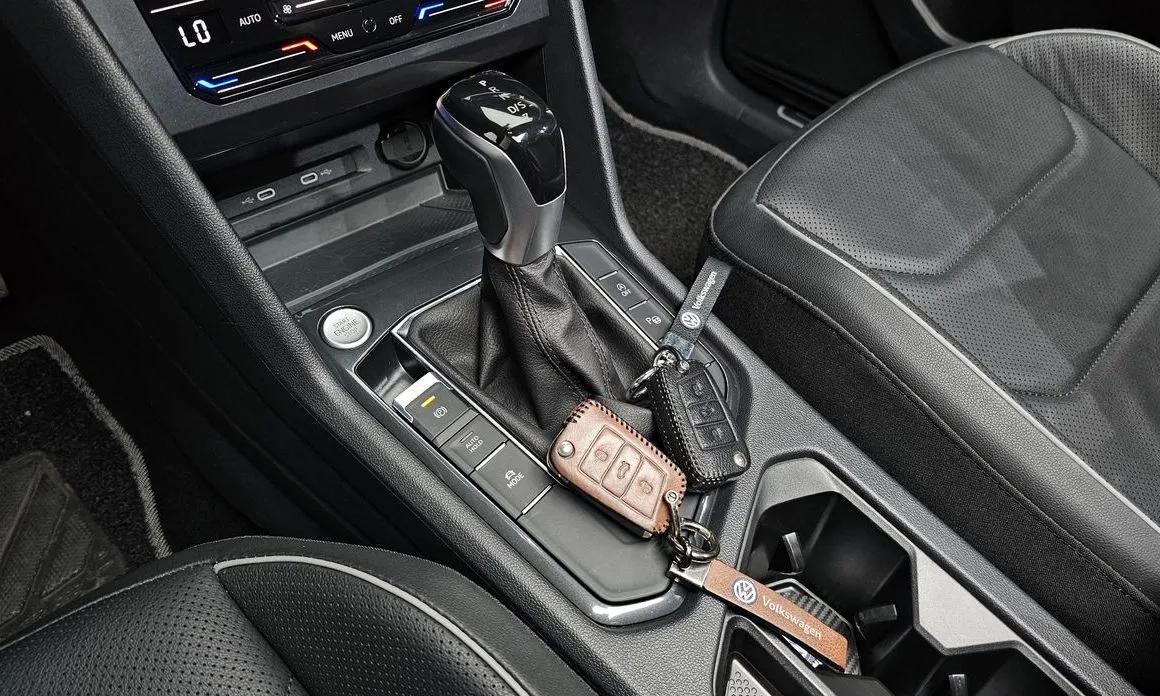 Volkswagen Tiguan — фото 7