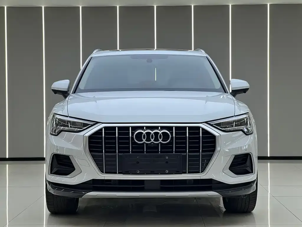 Audi Q3 — фото 7