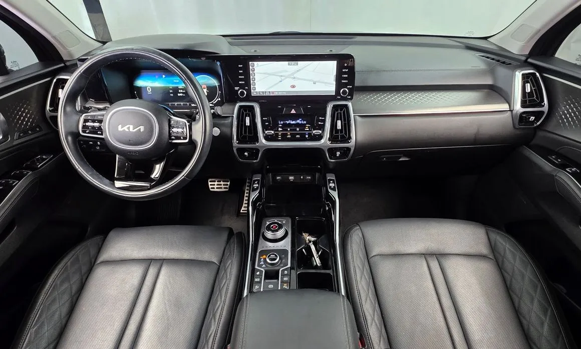 Kia Sorento — фото 7