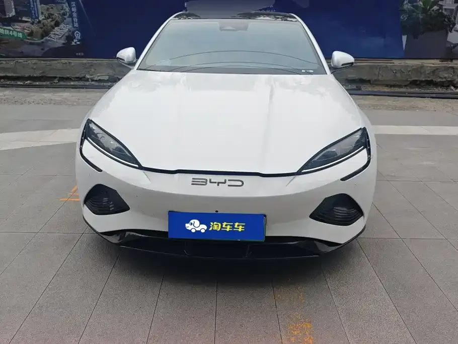 BYD Seal — фото 6