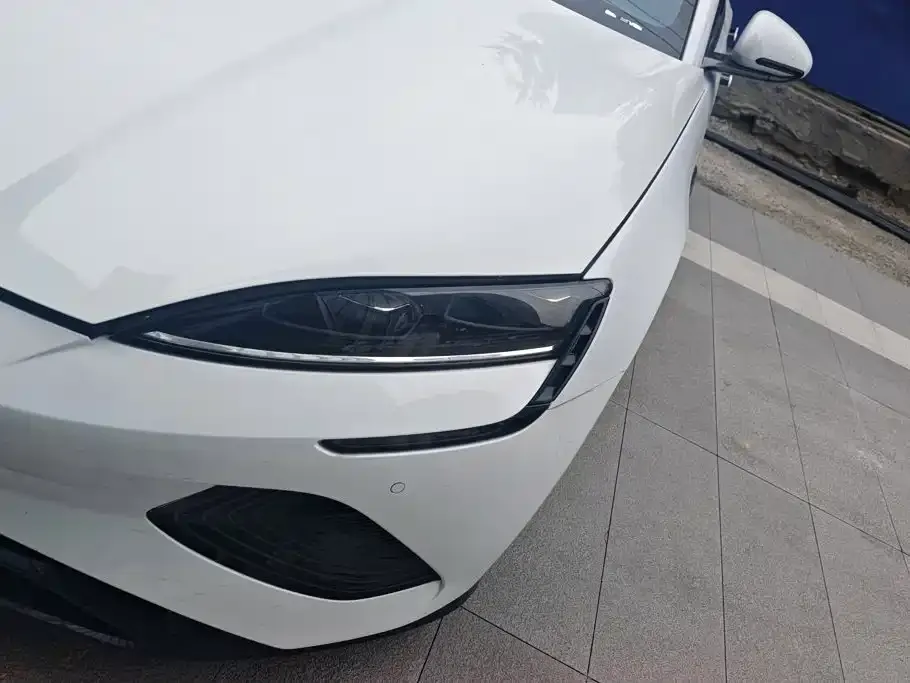 BYD Seal — фото 7