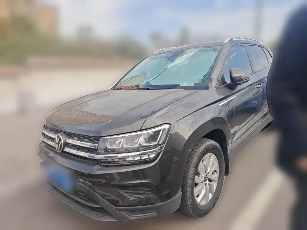 Volkswagen Tharu — фото 1