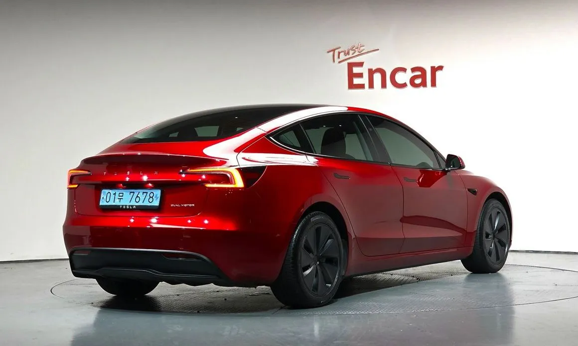 Tesla Model 3 — фото 3