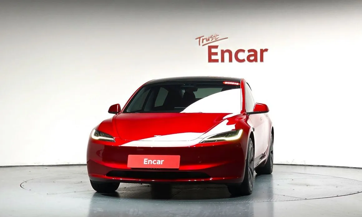 Tesla Model 3 — фото 4