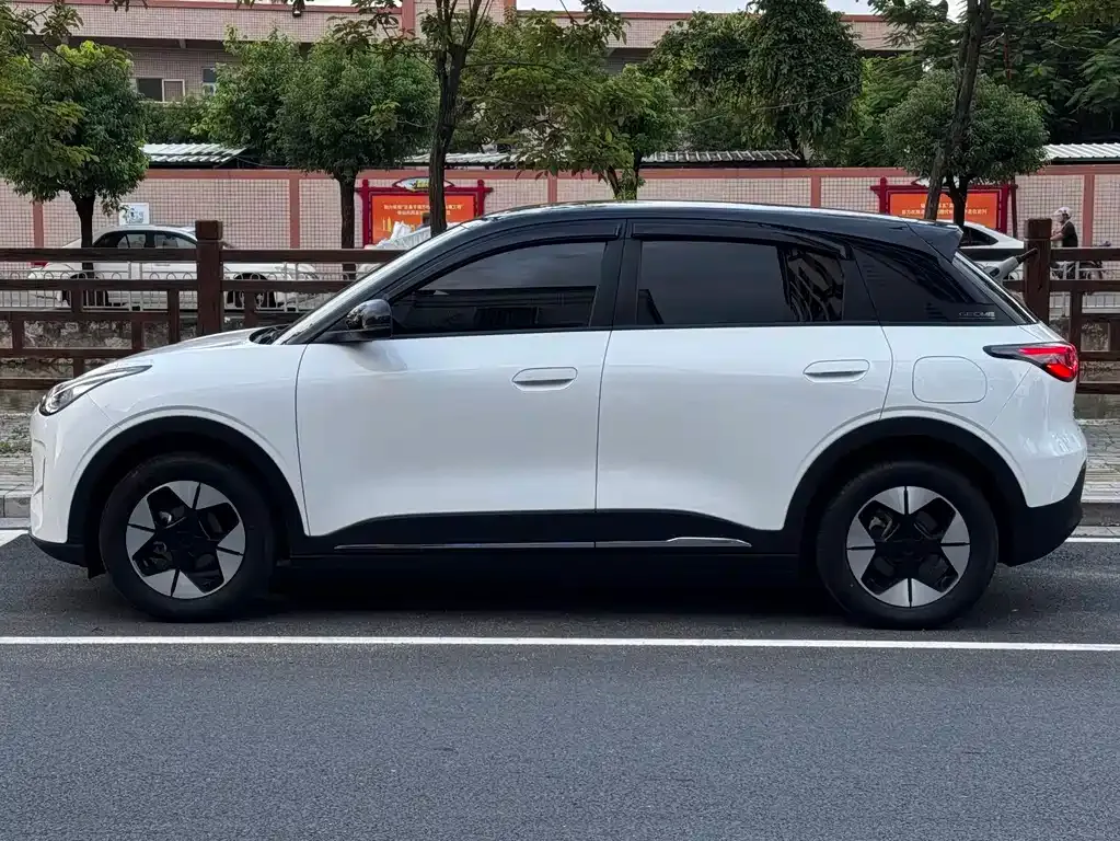 Geely Starburst — фото 2