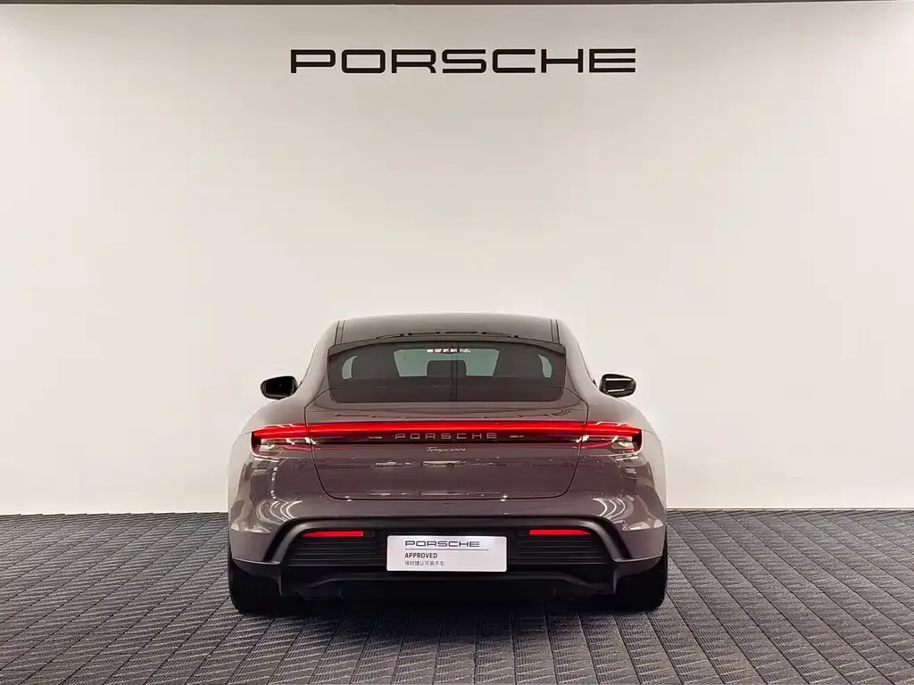 Porsche Taycan — фото 7