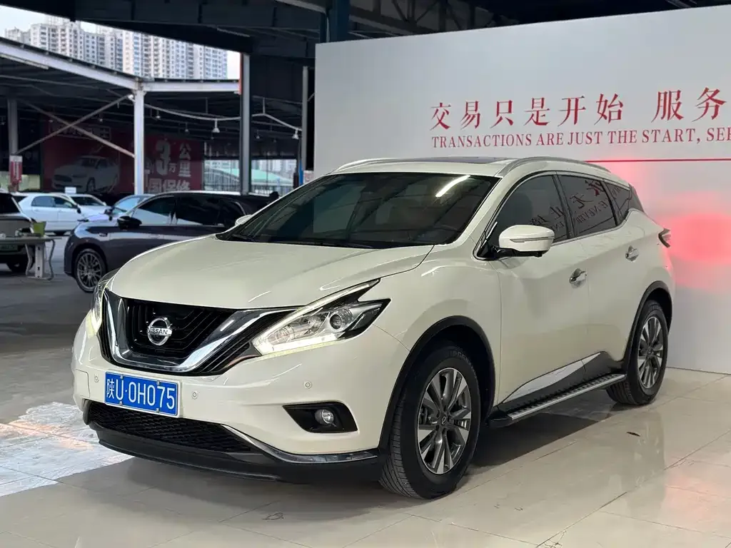 Nissan Murano — фото 1