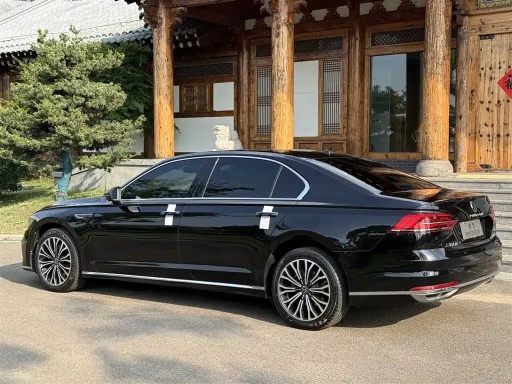 Volkswagen Phideon — фото 8