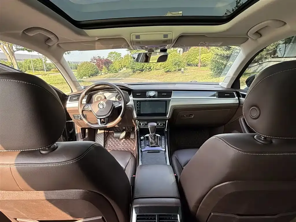 Volkswagen Phideon — фото 2