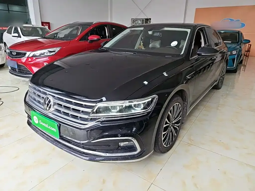 Volkswagen Phideon — фото 1