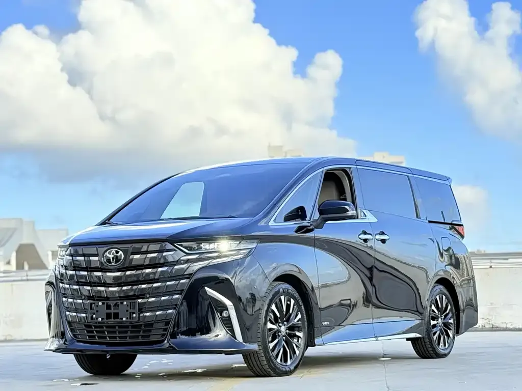 Toyota Alphard — фото 5