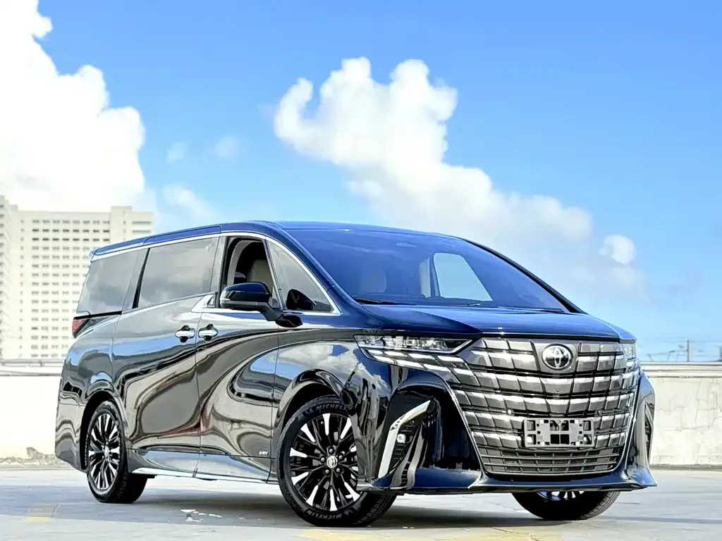 Toyota Alphard — фото 7