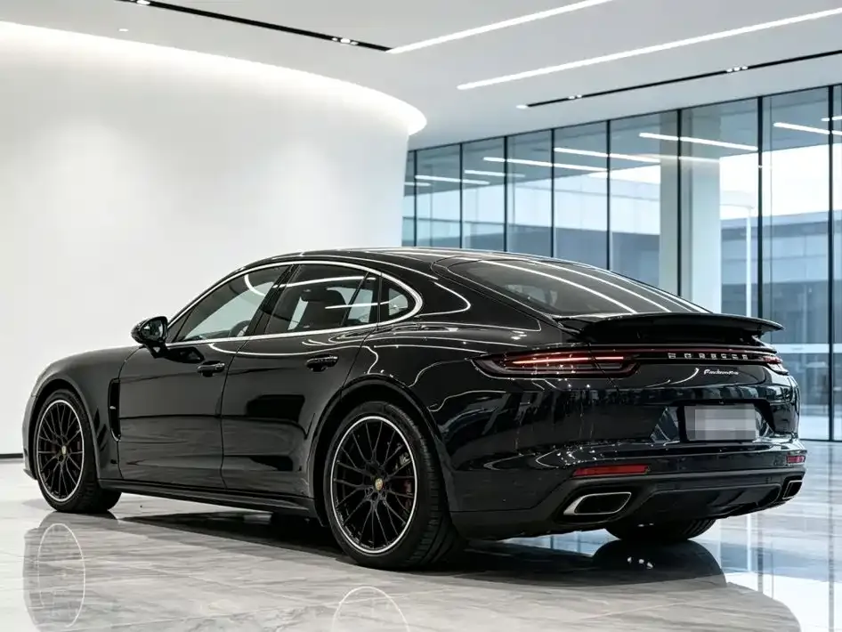 Porsche Panamera — фото 4