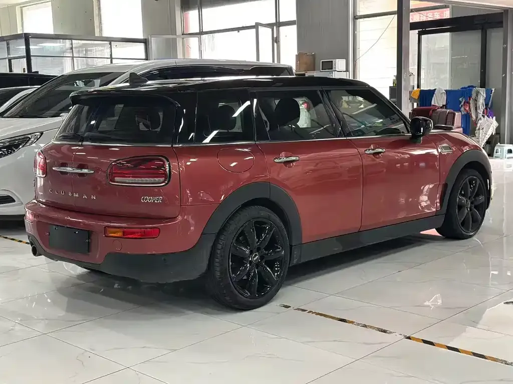 MINI Clubman — фото 3