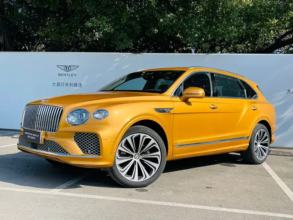 Bentley Bentayga — фото 1