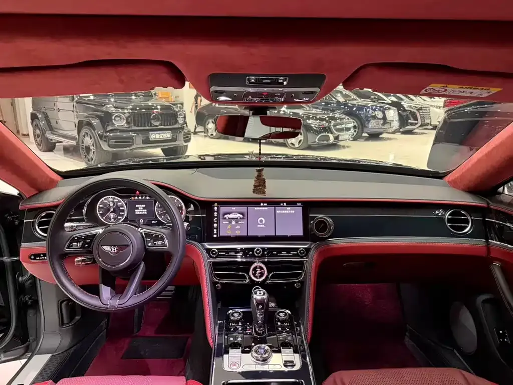 Bentley Flying Spur — фото 3