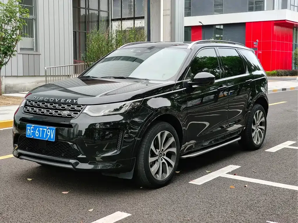 Land Rover Discovery Sport — фото 1