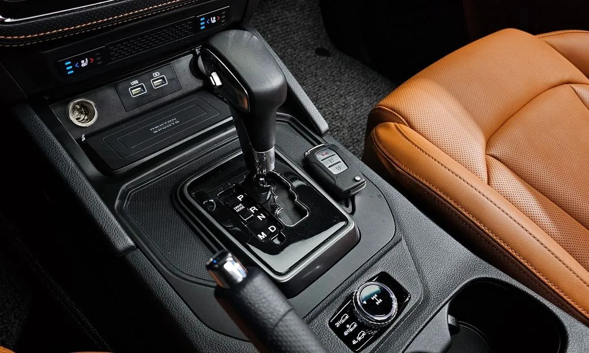 KG Mobility (Ssangyong) Rexton — фото 9