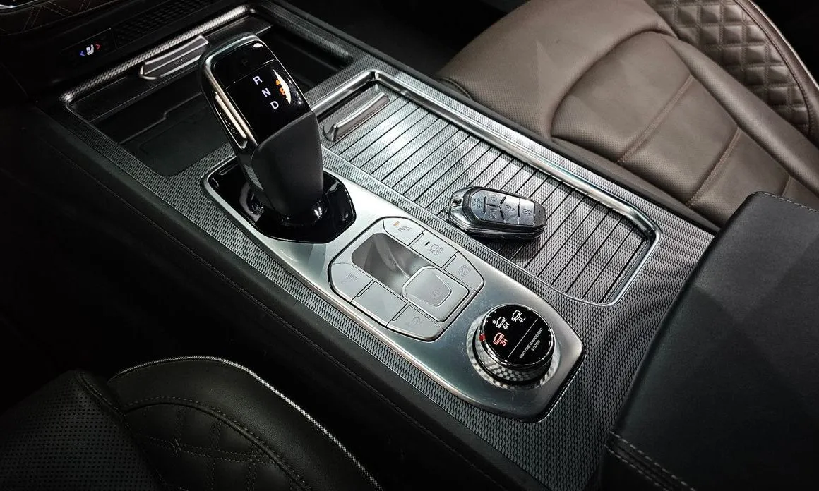 KG Mobility (Ssangyong) Rexton — фото 10