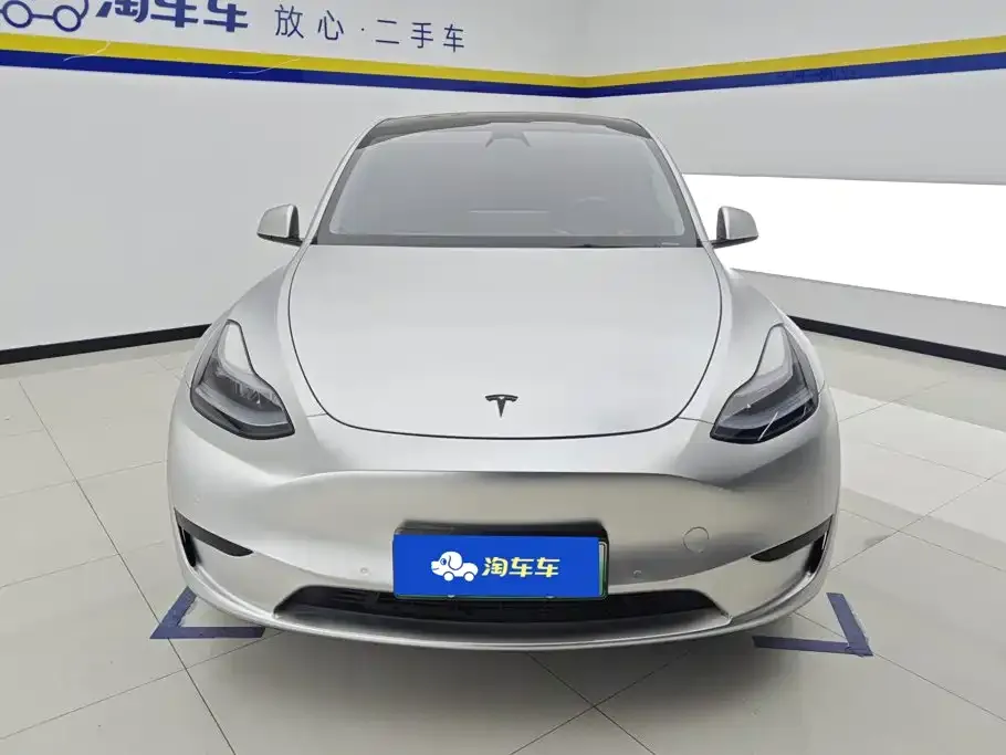 Tesla Model Y — фото 3