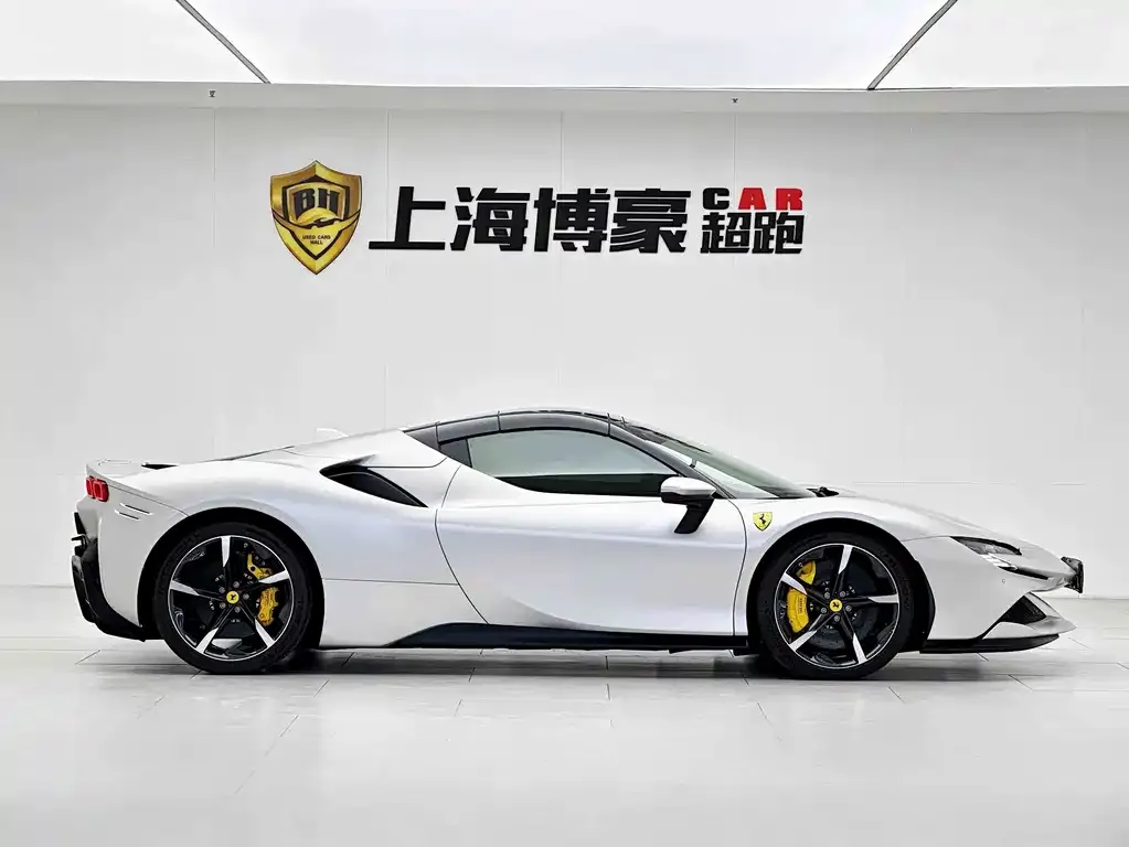 Ferrari SF90 — фото 2