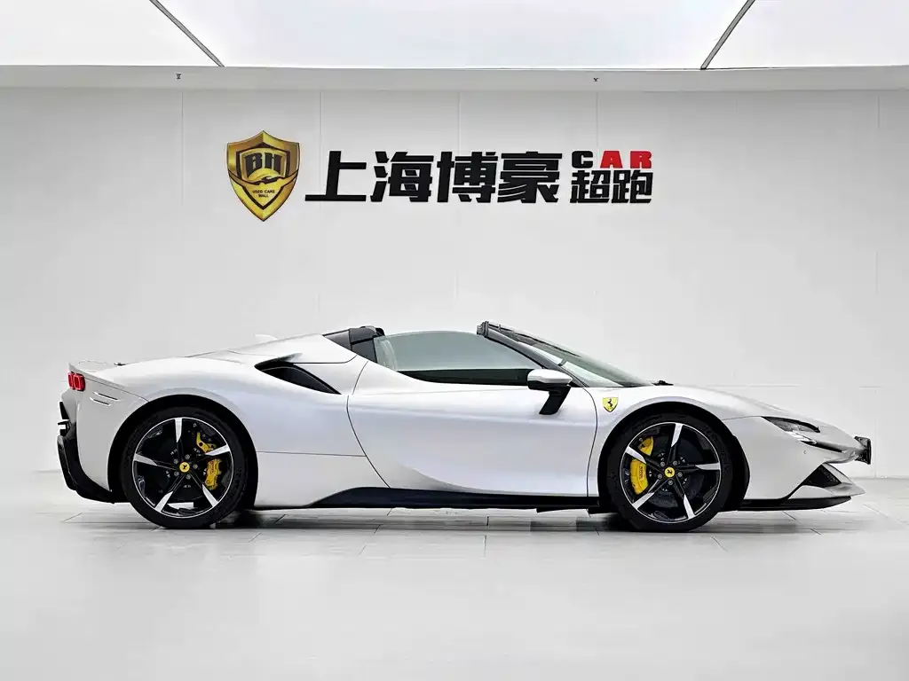 Ferrari SF90 — фото 10