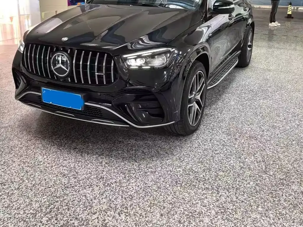 Mercedes-Benz GLE AMG — фото 1