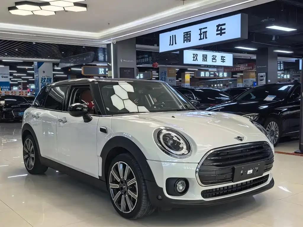 MINI Clubman — фото 7