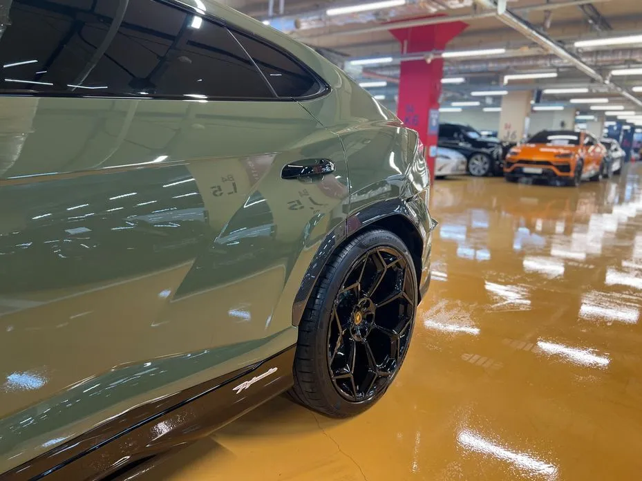 Lamborghini Urus — фото 6