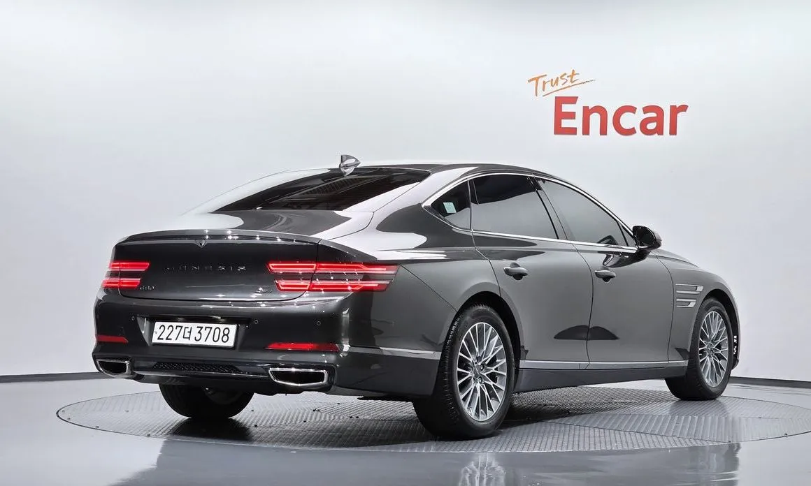 Genesis G80 — фото 10
