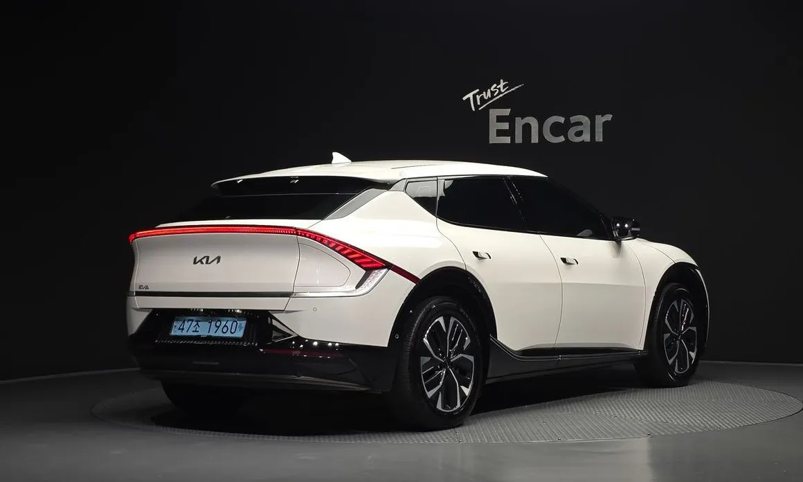 Kia EV6 — фото 5