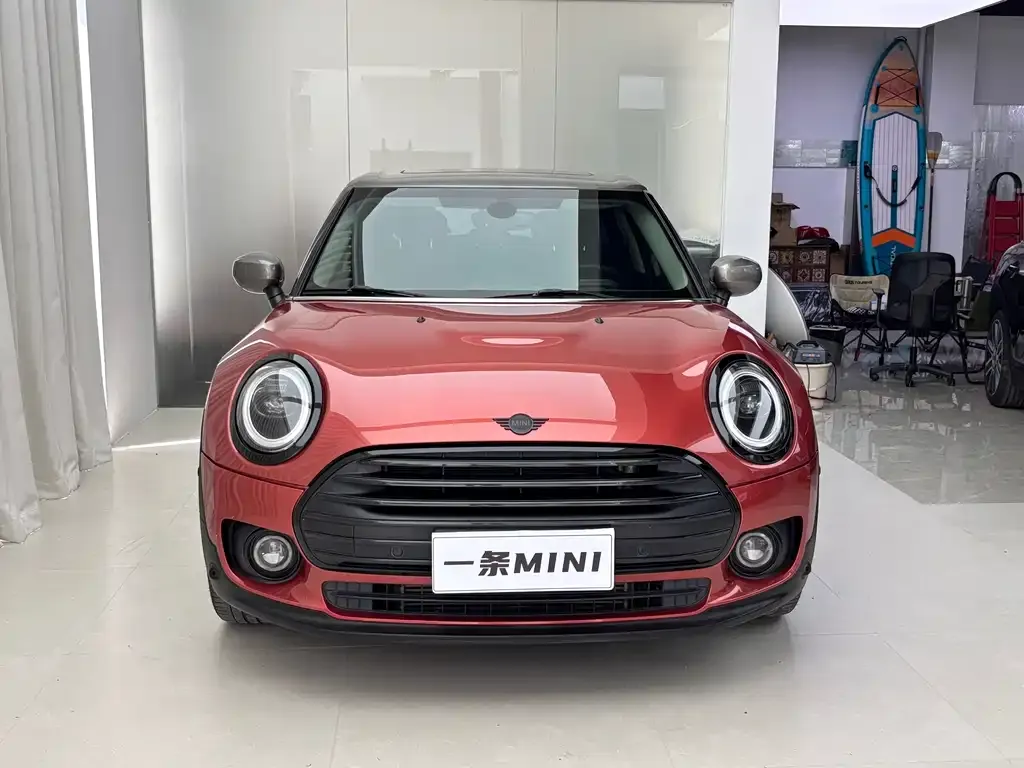 MINI Clubman — фото 4