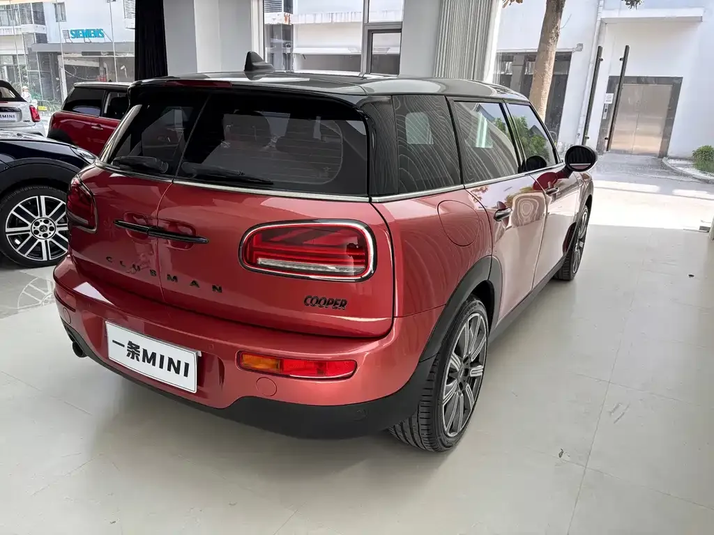 MINI Clubman — фото 6